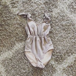 NWOT Kortni Jeane High-waist one piece